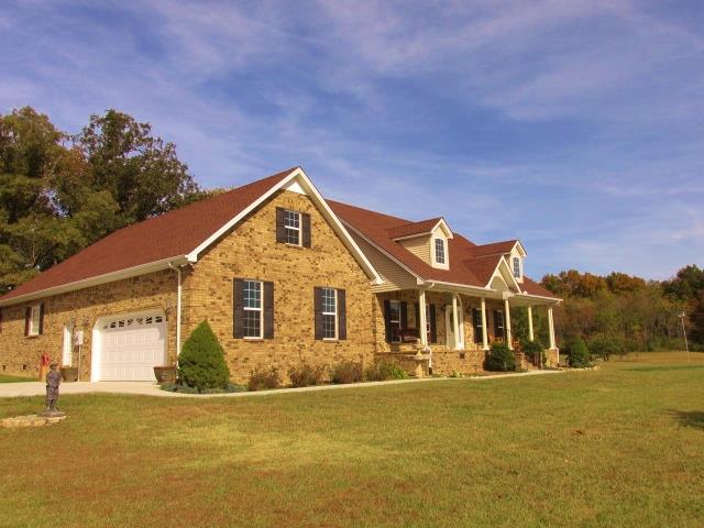 136 Barbara Spears Road Morrison, TN 37357 - Photo 2 of 26 This home is perfect for the family who loves beautiful views and front porch swinging!