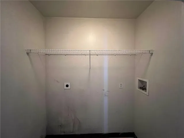 $1,081 | 194 Baker Avenue, Clairton, PA 15025