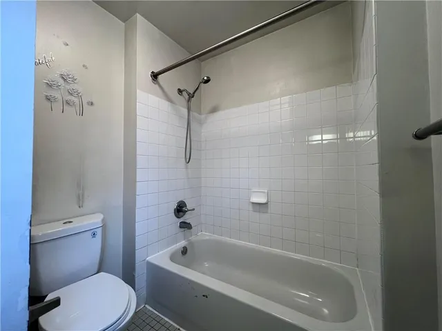 $1,081 | 194 Baker Avenue, Clairton, PA 15025