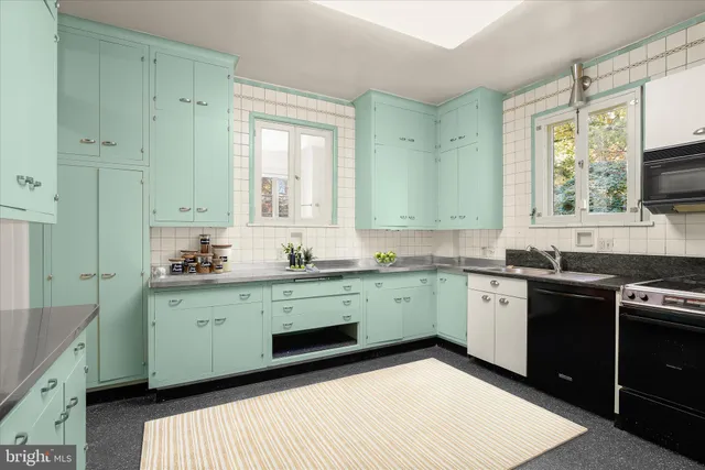 $850,000 | 2209 Ken Oak Road, Baltimore, MD 21209