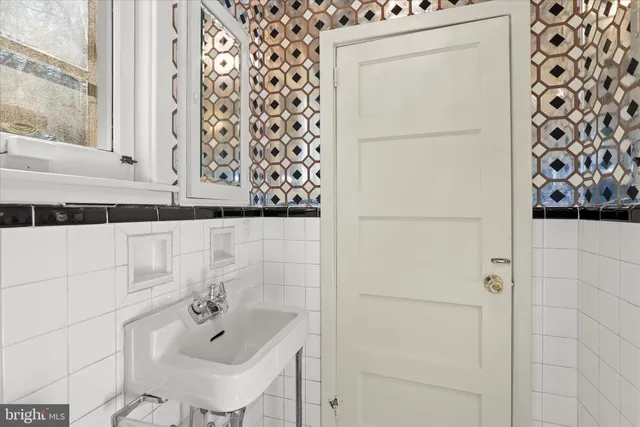 $850,000 | 2209 Ken Oak Road, Baltimore, MD 21209