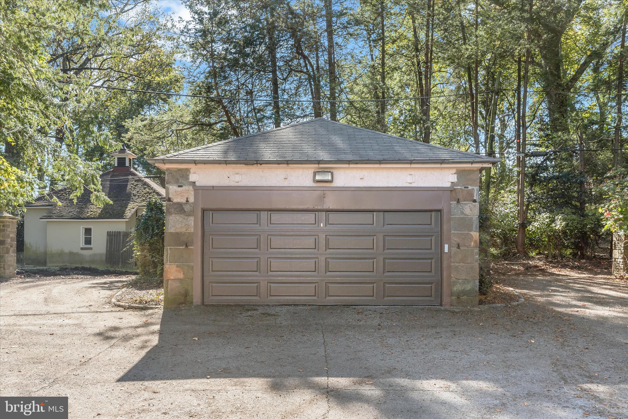 2209 Ken Oak Road Baltimore, MD 21209 - Photo 75 of 102 a view of a house with a garage