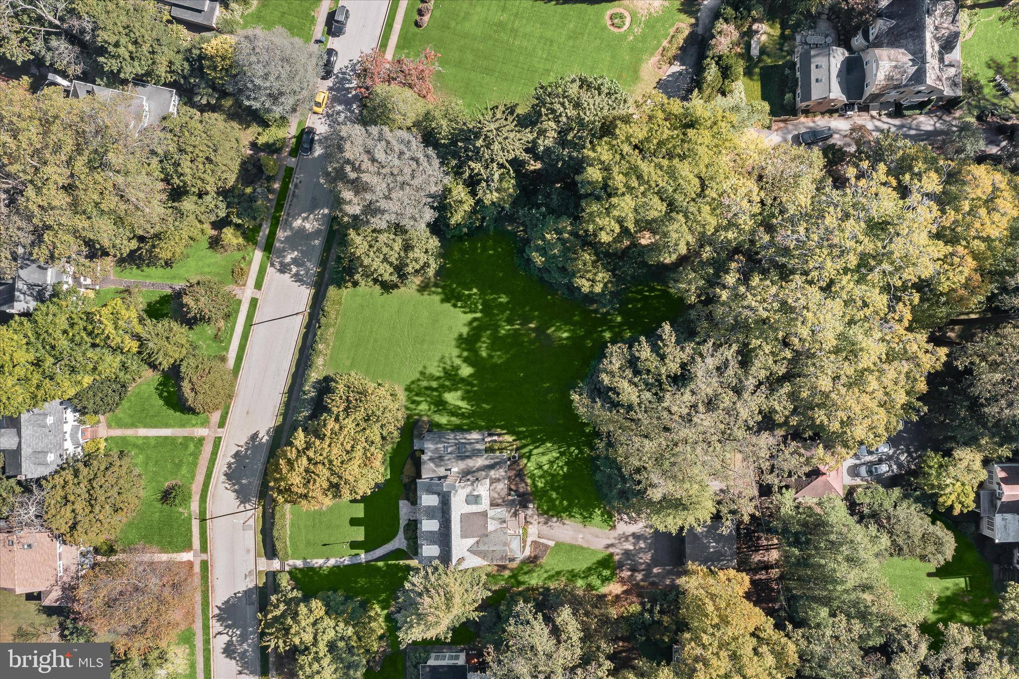2209 Ken Oak Road Baltimore, MD 21209 - Photo 95 of 102 an aerial view of a house with a yard