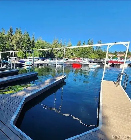 $2,500 | 209 Cool Creek Lane, Unit 10, Lake Arrowhead, CA 92352