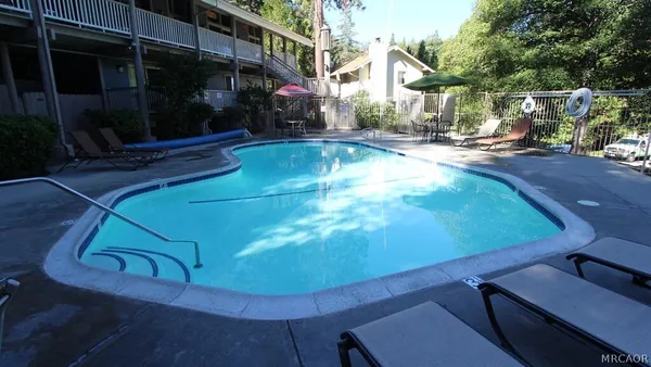 $2,500 | 209 Cool Creek Lane, Unit 10, Lake Arrowhead, CA 92352