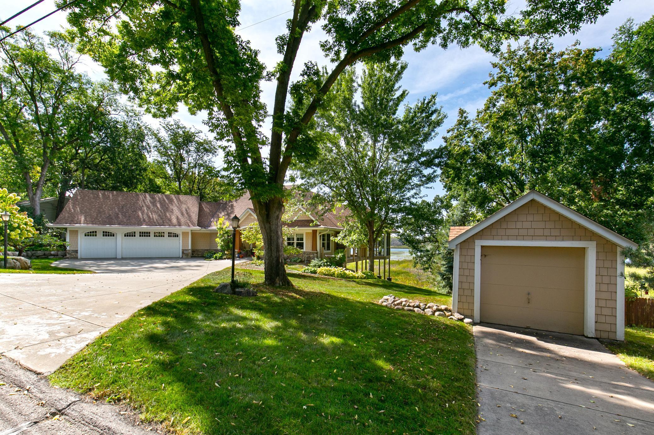 5454 Mayview Road Minnetonka, MN 55345 - Photo 3 of 54 Gallery Image 3
