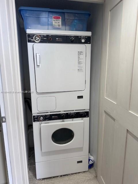 1000 West Island Boulevard, Unit 1511 Aventura, FL 33160 - Photo 21 of 41 a close up view of a washer and dryer