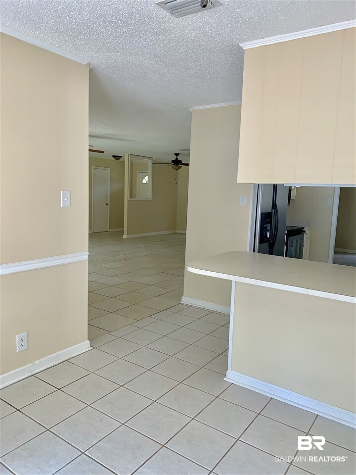 4445 Nicholl Drive Mobile, AL 36619 - Photo 3 of 23