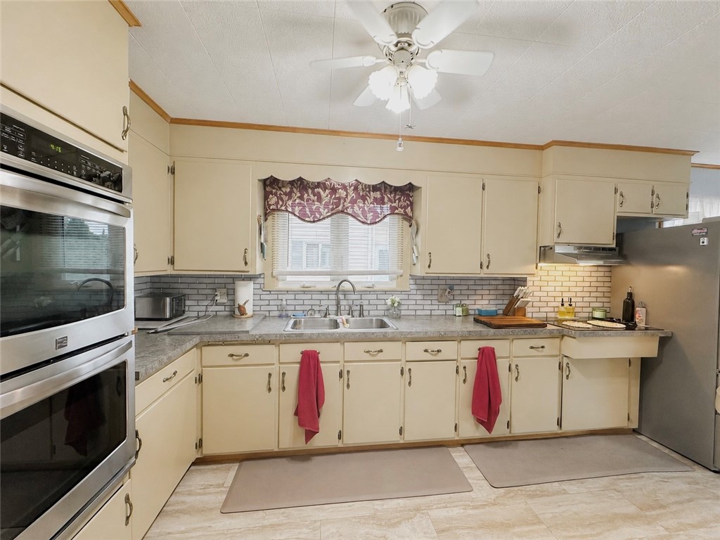 460 West High Street Erwin, NY 14870 - Photo 14 of 36 Kitchen
