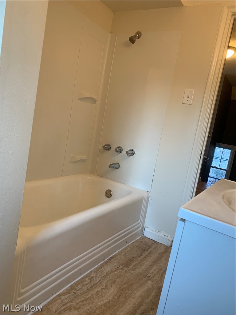 863 Medford Road Cleveland Heights, OH 44121 - Photo 10 of 11