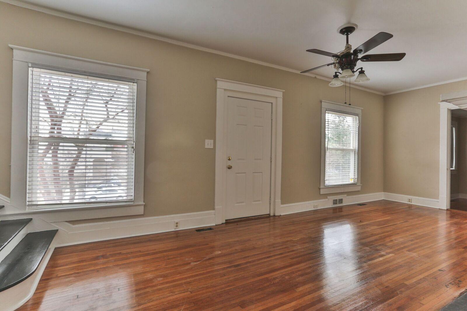 209 East Green Street Rockingham, NC 28379 - Photo 8 of 38 2Z1A0016_preview.jpeg