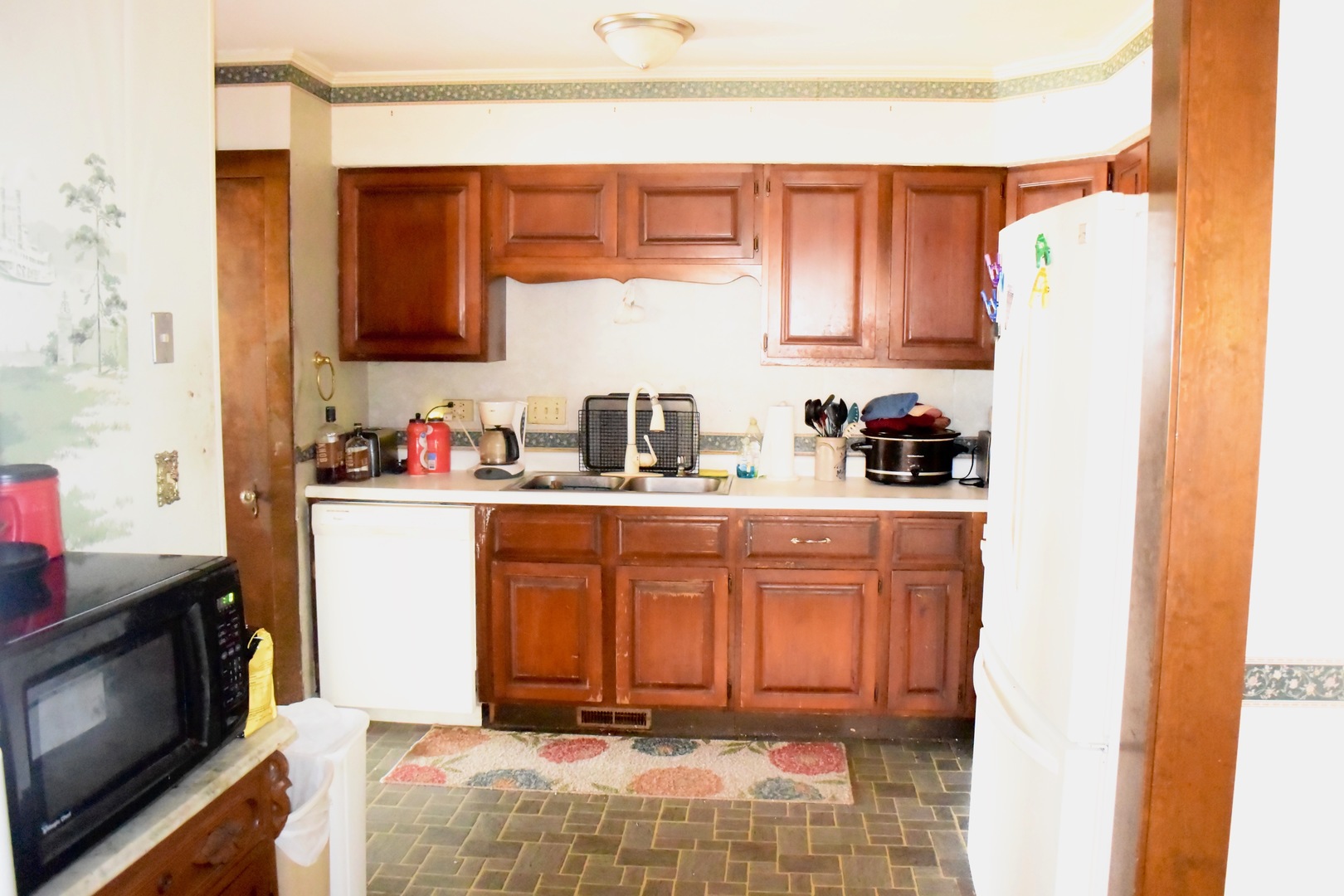 112 Chicago Road Oswego, IL 60543 - Photo 11 of 19