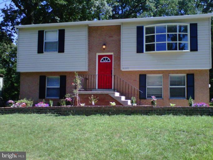 6301 Woodley Road Clinton, MD 20735 - Photo 1 of 27 Exterior (Front)