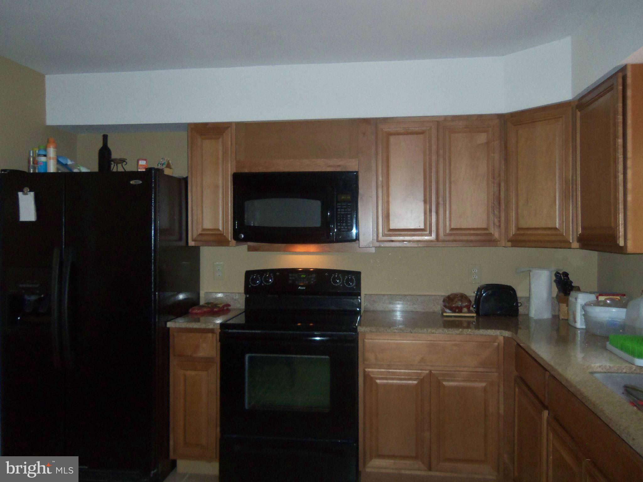 6301 Woodley Road Clinton, MD 20735 - Photo 13 of 27 Kitchen
