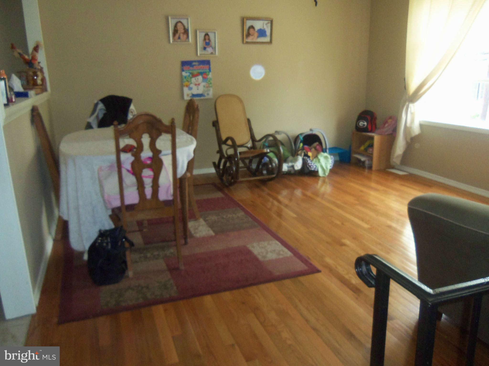 6301 Woodley Road Clinton, MD 20735 - Photo 27 of 27 Living Room