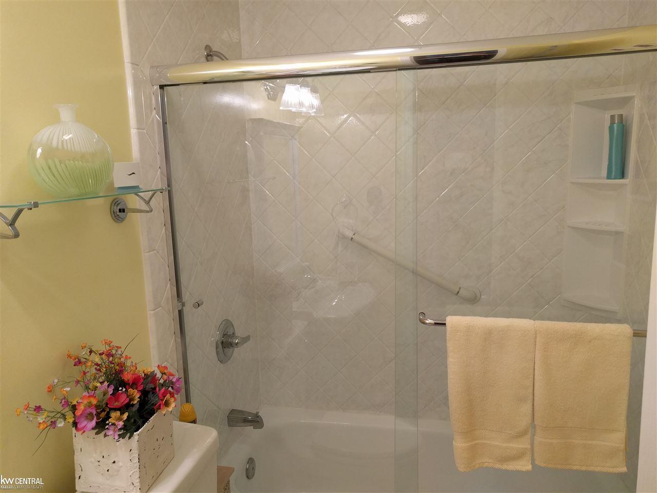 32584 Sutton Road Chesterfield, MI 48047 - Photo 4 of 14