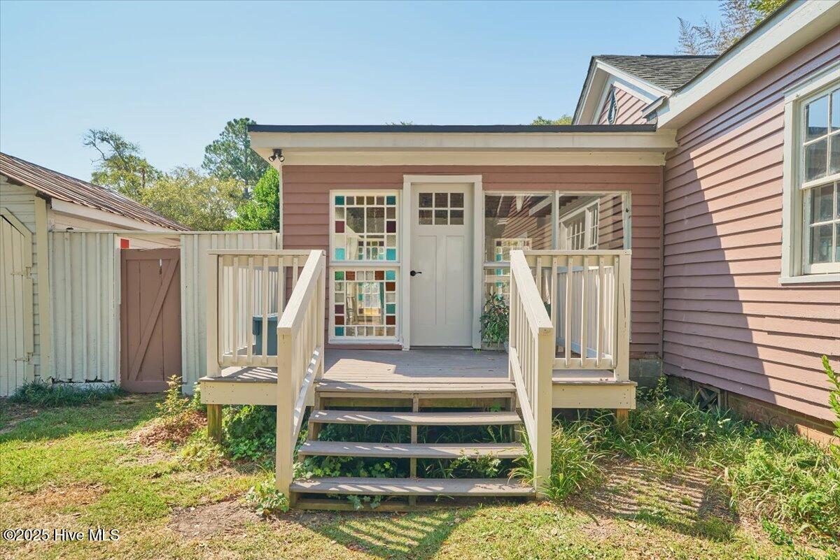 509 Carthage Street Cameron, NC 28326 - Photo 10 of 83 015-15_509 Carthage St