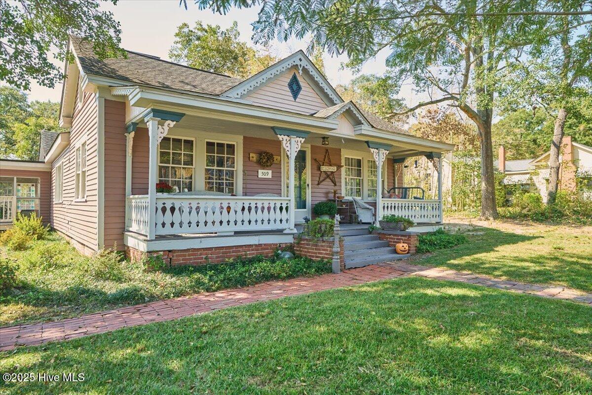 509 Carthage Street Cameron, NC 28326 - Photo 6 of 83 005-5_509 Carthage St