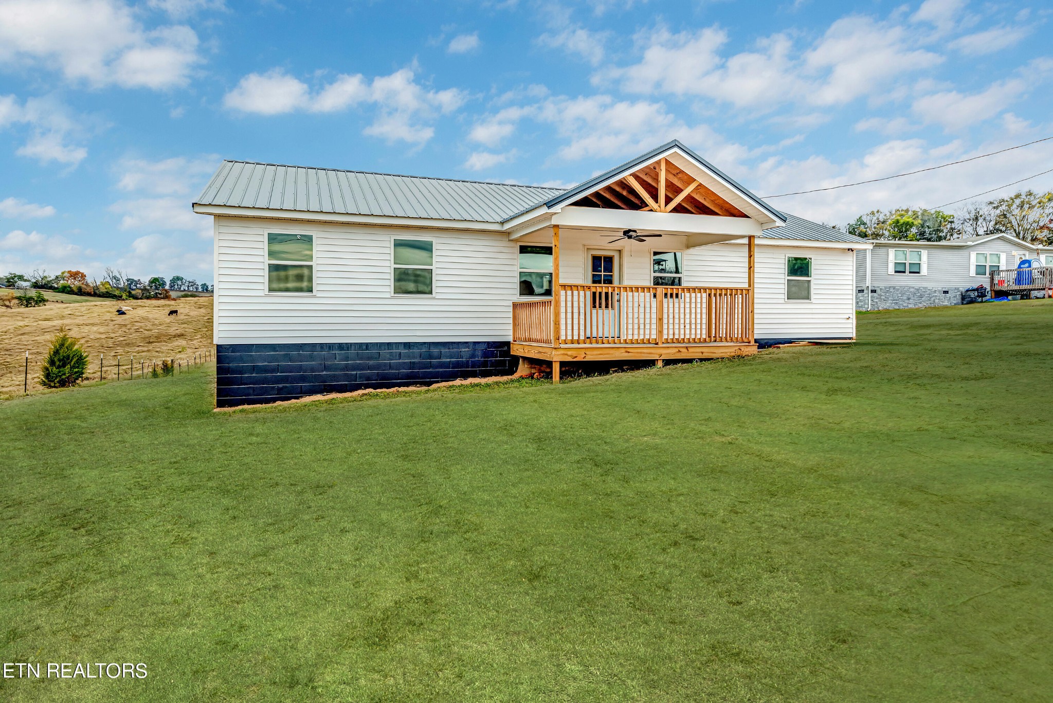 725 Lookout Drive Rutledge, TN 37861 - Photo 1 of 20