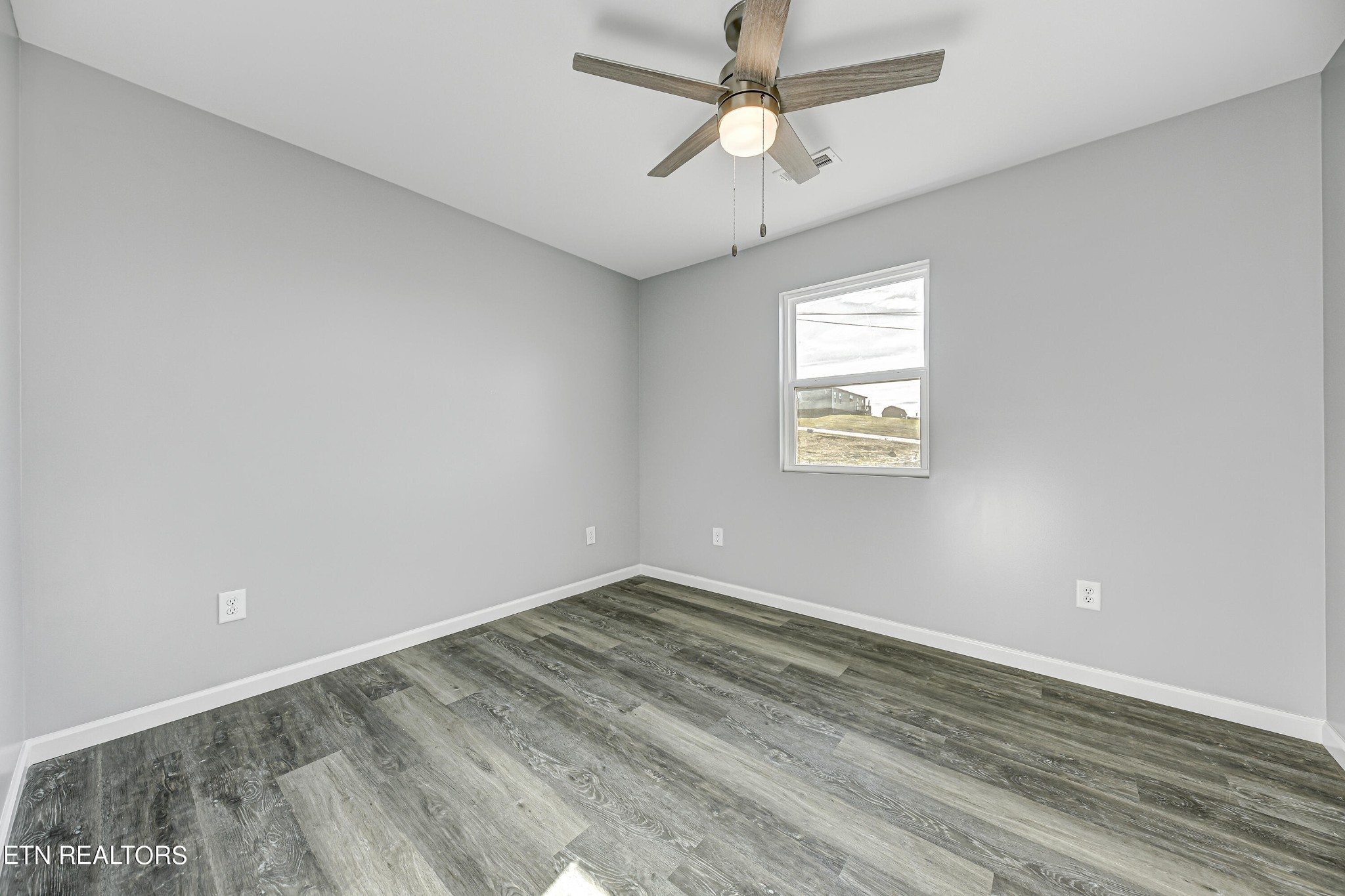 725 Lookout Drive Rutledge, TN 37861 - Photo 7 of 20