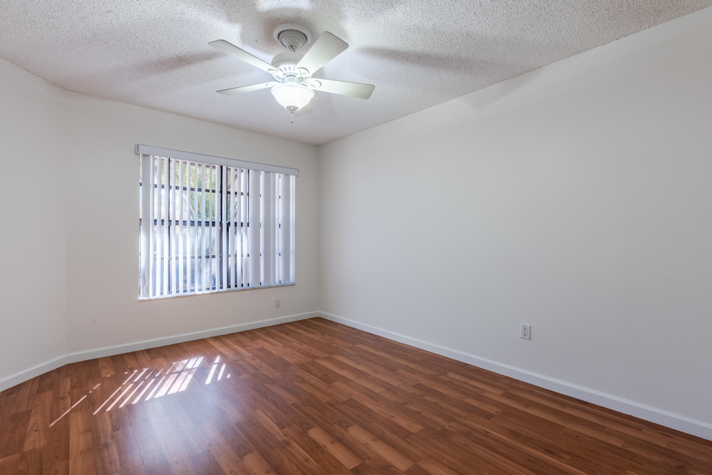 409 Buttonwood Place Boca Raton, FL 33431 - Photo 15 of 36 409 Buttonwood Pl. (18 of 36)