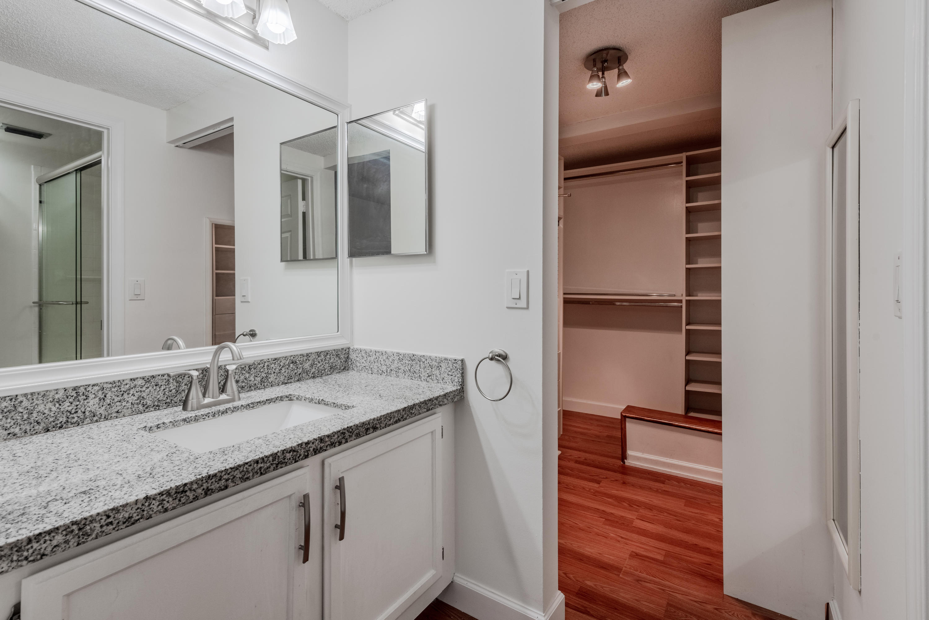 409 Buttonwood Place Boca Raton, FL 33431 - Photo 21 of 36 409 Buttonwood Pl. (24 of 36)