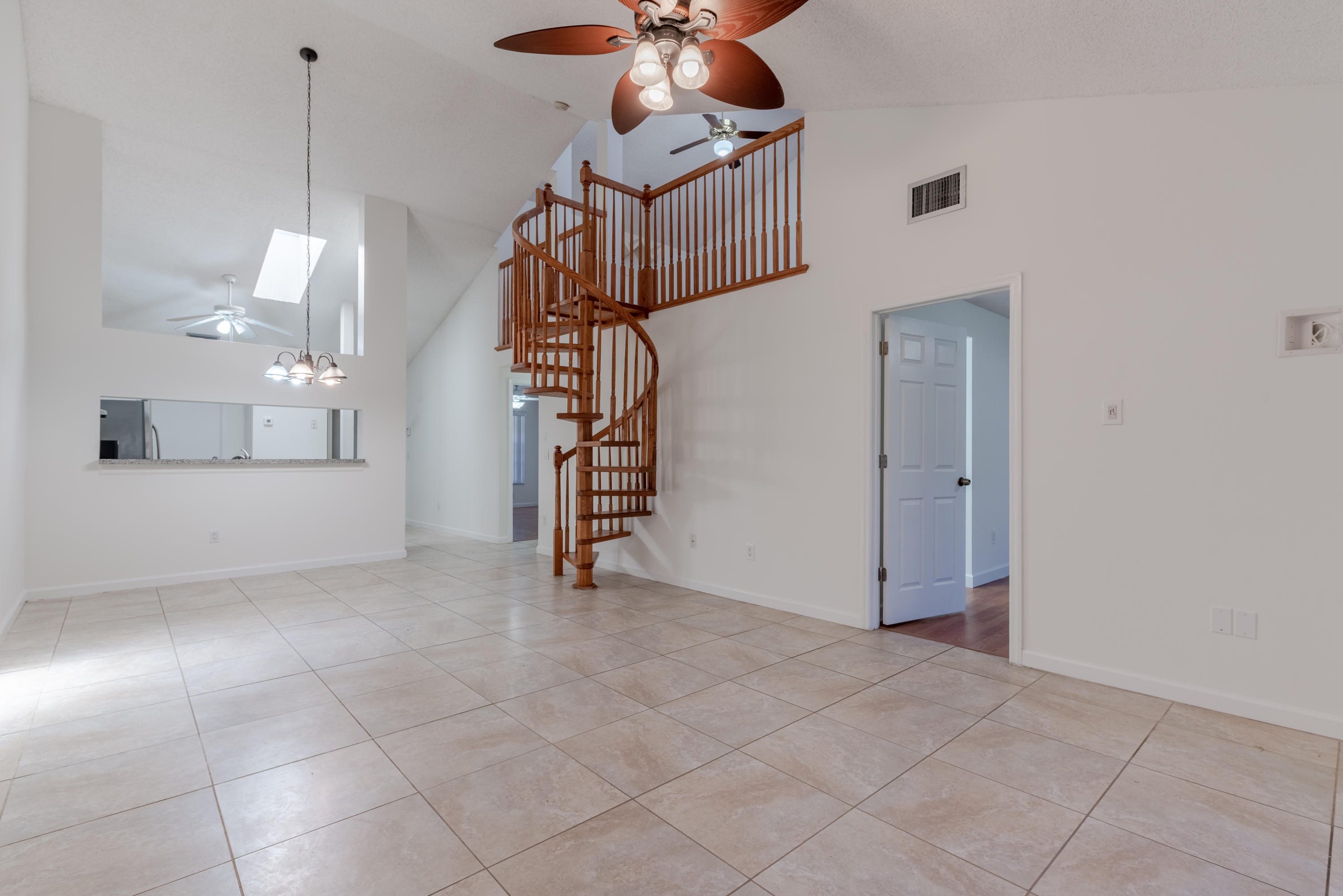 409 Buttonwood Place Boca Raton, FL 33431 - Photo 10 of 36 409 Buttonwood Pl. (13 of 36)