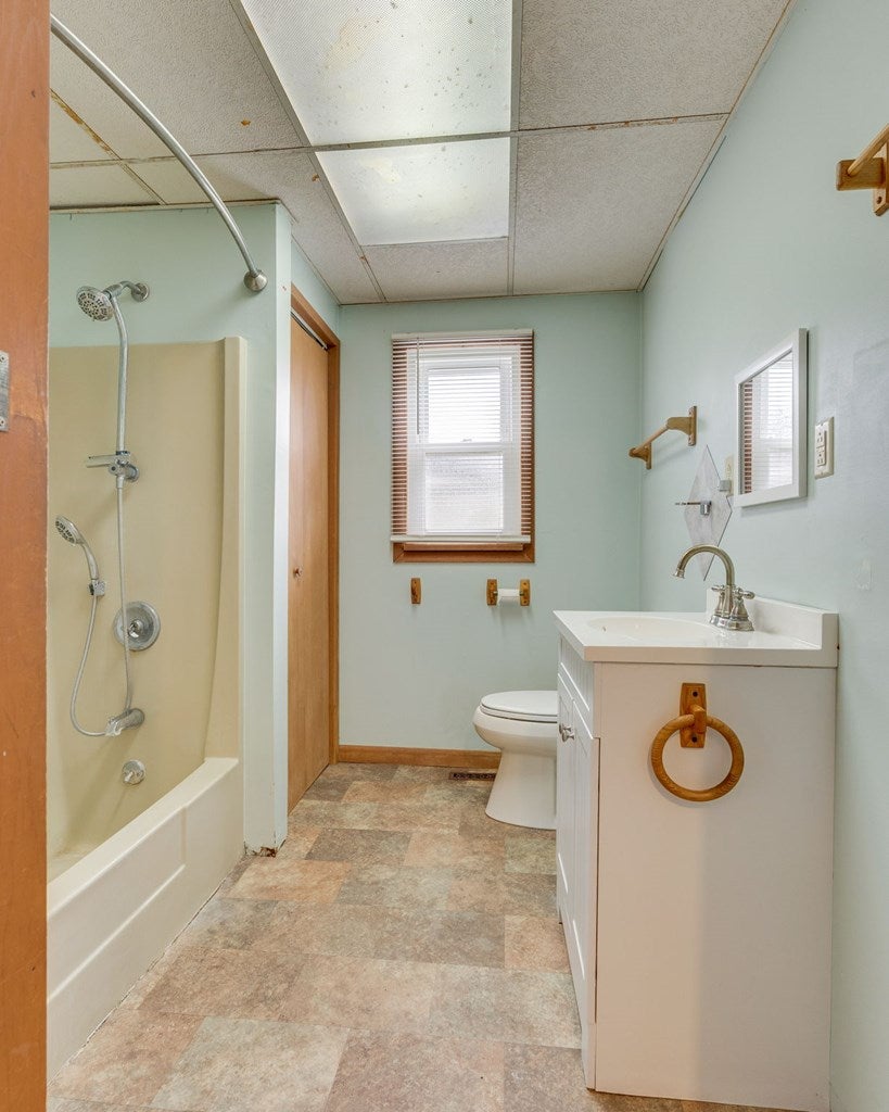16140 South Fork River Road Glade Spring, VA 24340 - Photo 11 of 27 Gallery Image 11