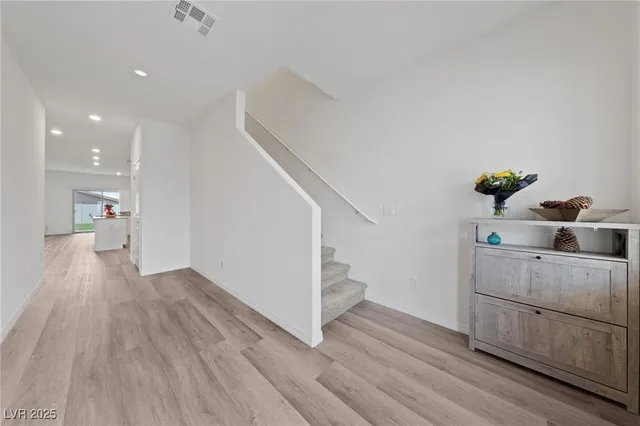 $462,500 | 2729 Pavehawk Way, Las Vegas, NV 89156