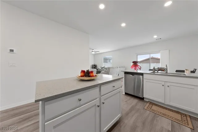 $462,500 | 2729 Pavehawk Way, Las Vegas, NV 89156