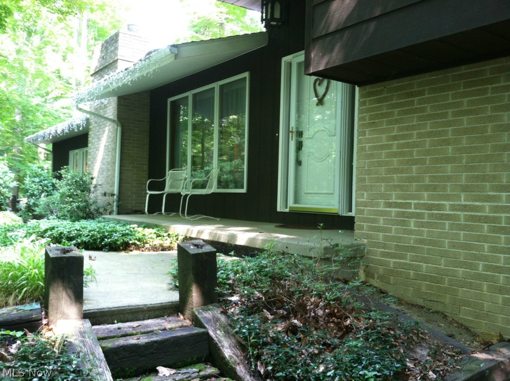 2646 Warner Road Fowler, OH 44418 - Photo 2 of 25 Gallery Image 2