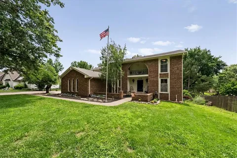 $534,900 | 11818 Central Street, Kansas City, MO 64114