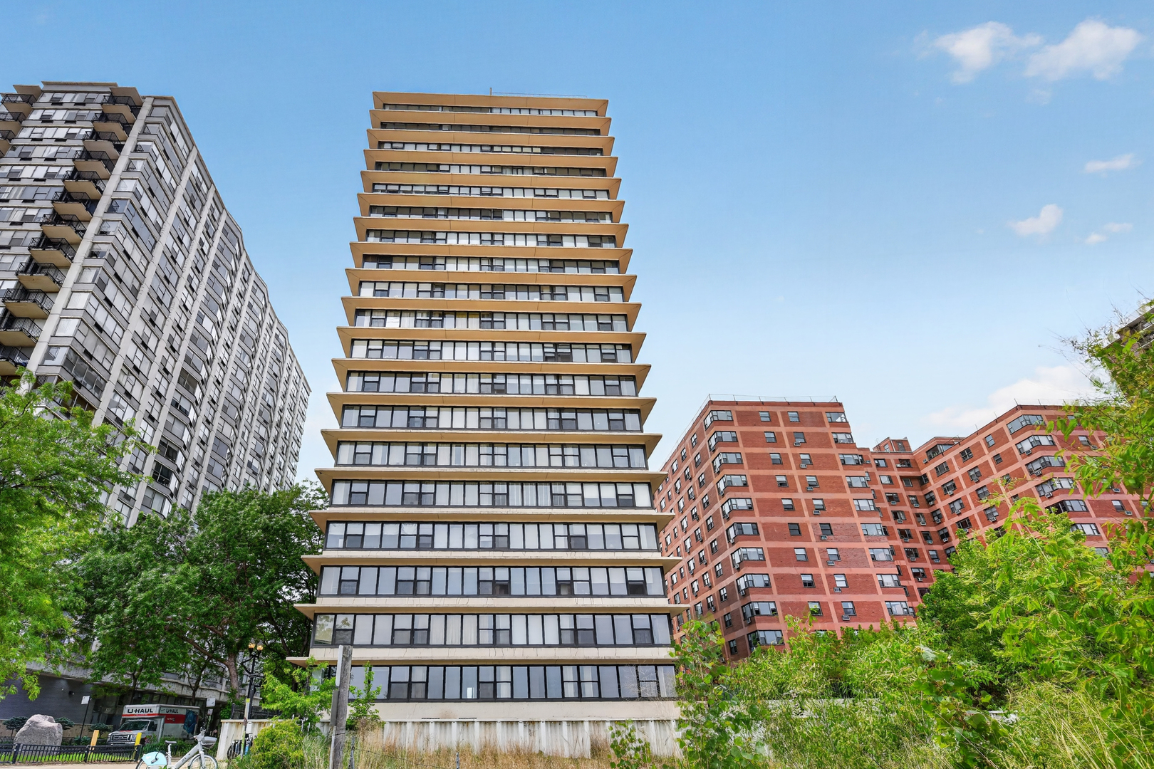 5801 North Sheridan Road, Unit 20D Chicago, IL 60660 - Photo 28 of 34