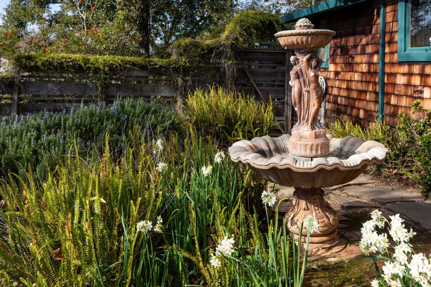 4127 Old Adobe Road Palo Alto, CA 94306 - Photo 9 of 49