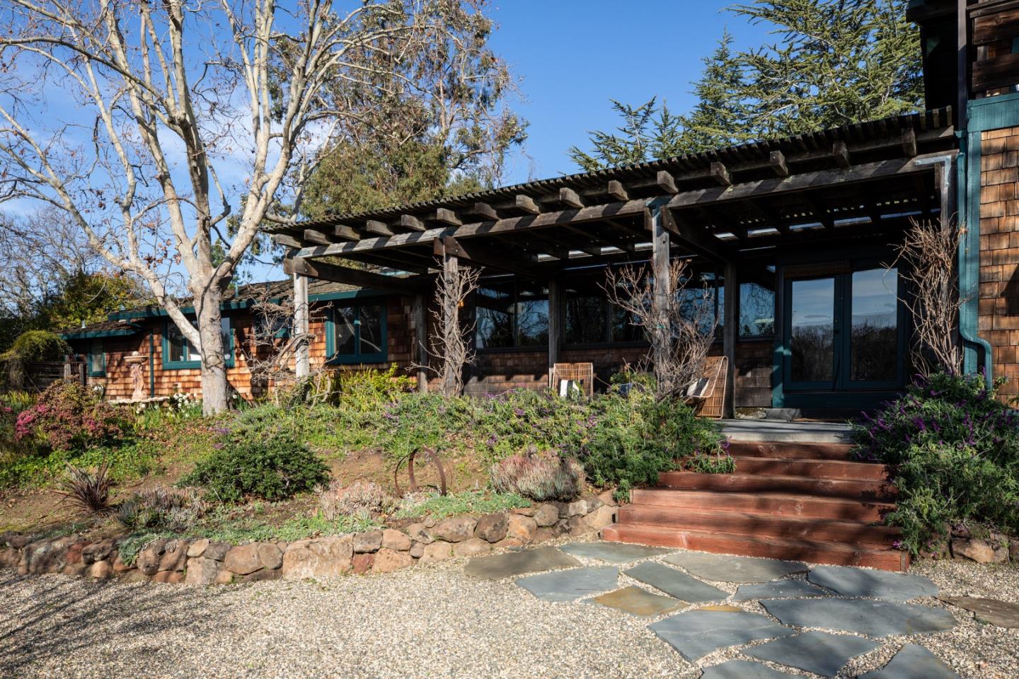 4127 Old Adobe Road Palo Alto, CA 94306 - Photo 10 of 49