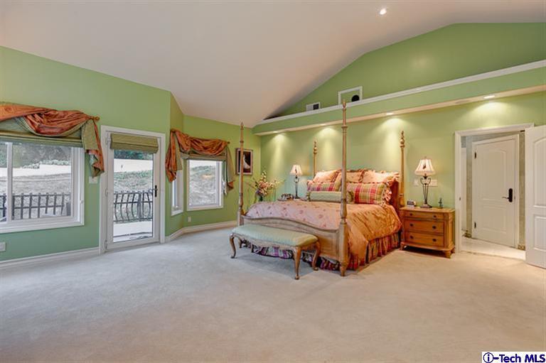 Undisclosed Address Pasadena, CA 91103 - Photo 12 of 27 Additional Photo