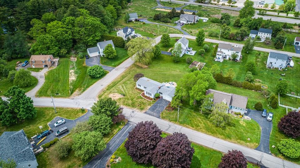 55 Orchard Farm Road York, ME 03909 - Photo 5 of 50 4E3D5DE3-0AB9-488E-A2AA-230ED2593A68