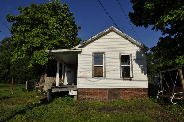 $29,000 | 211 South Sterling Street, Streator, IL 61364
