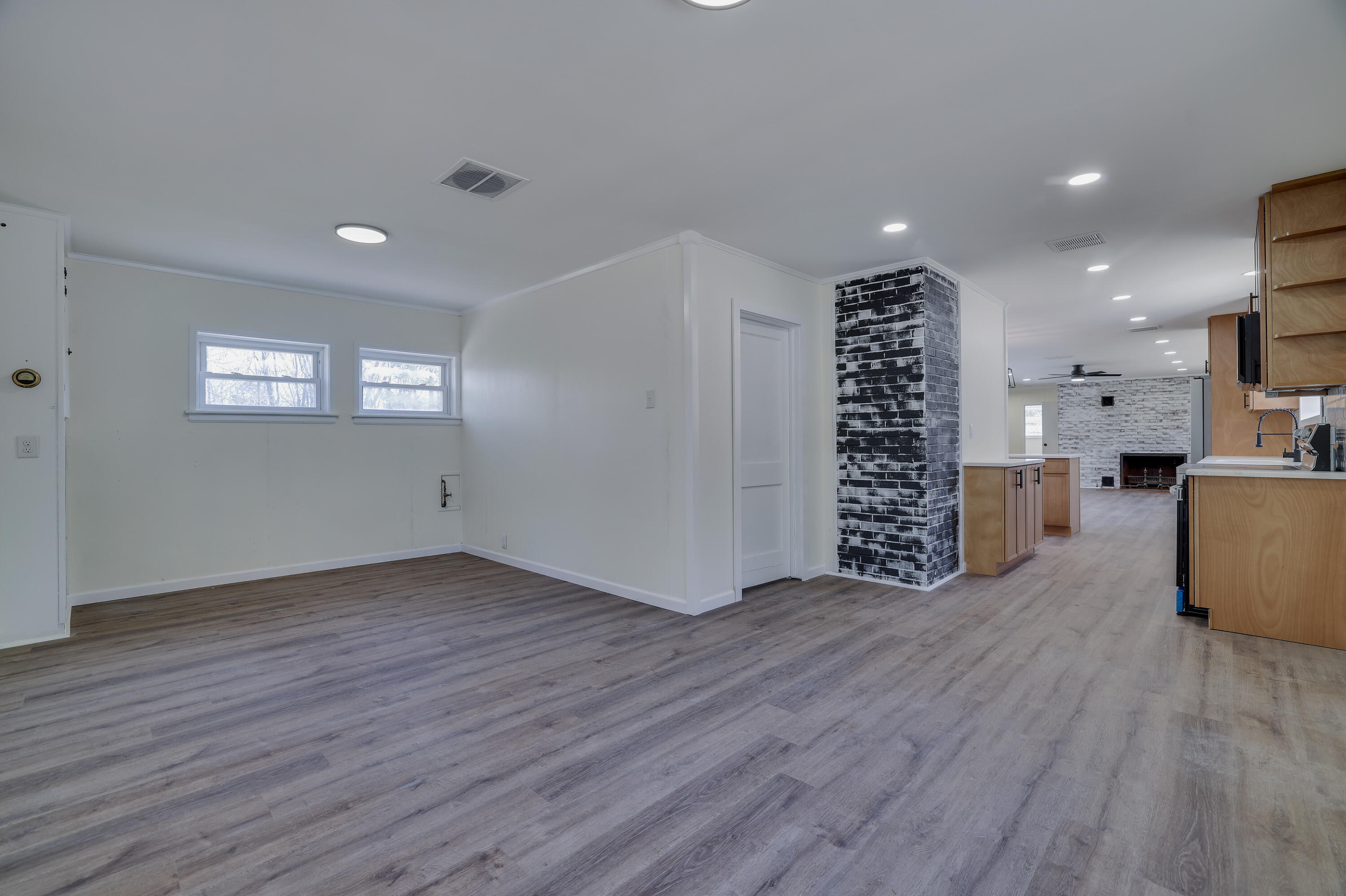 171 Knob Road Mount Pocono, PA 18344 - Photo 15 of 66 RBR50245