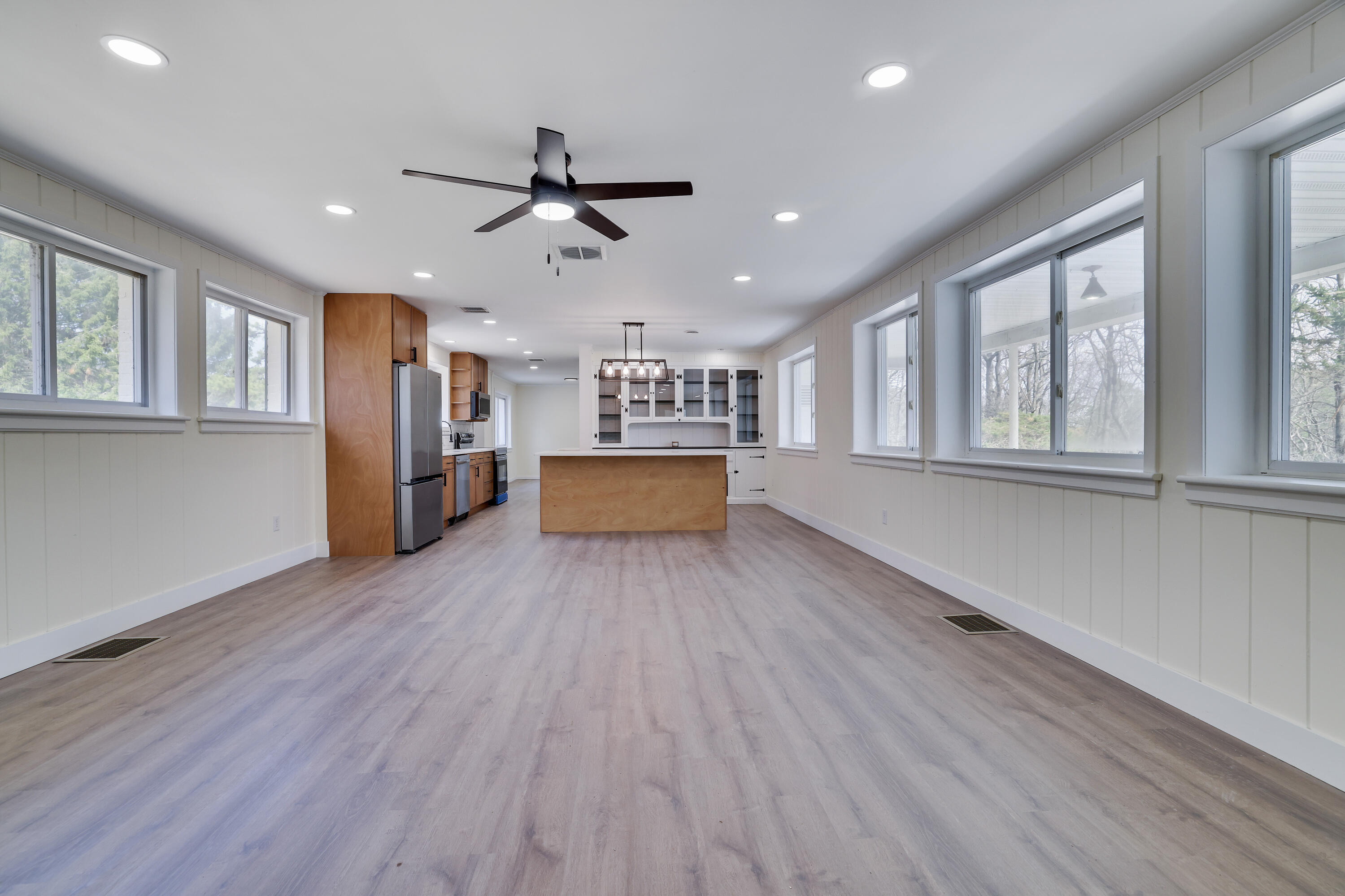 171 Knob Road Mount Pocono, PA 18344 - Photo 17 of 66 RBR50306
