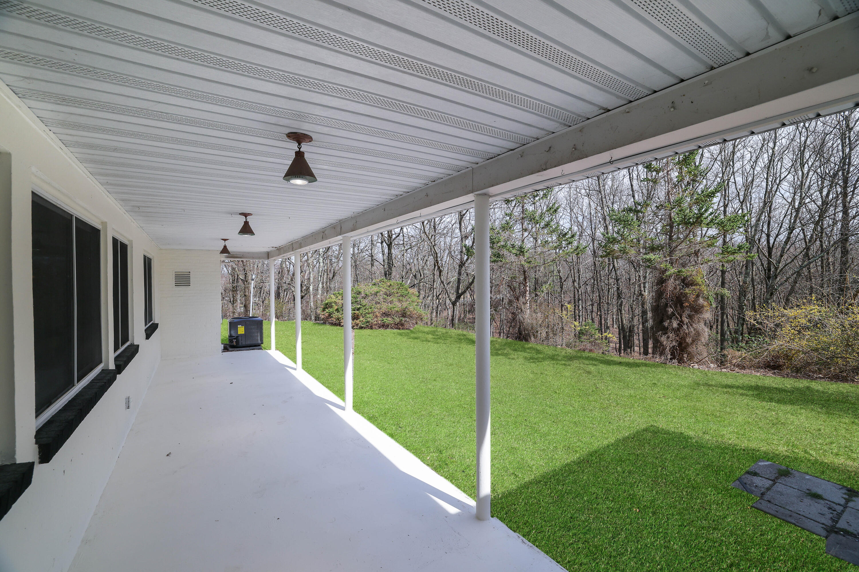 171 Knob Road Mount Pocono, PA 18344 - Photo 36 of 66 RBR50390_v2