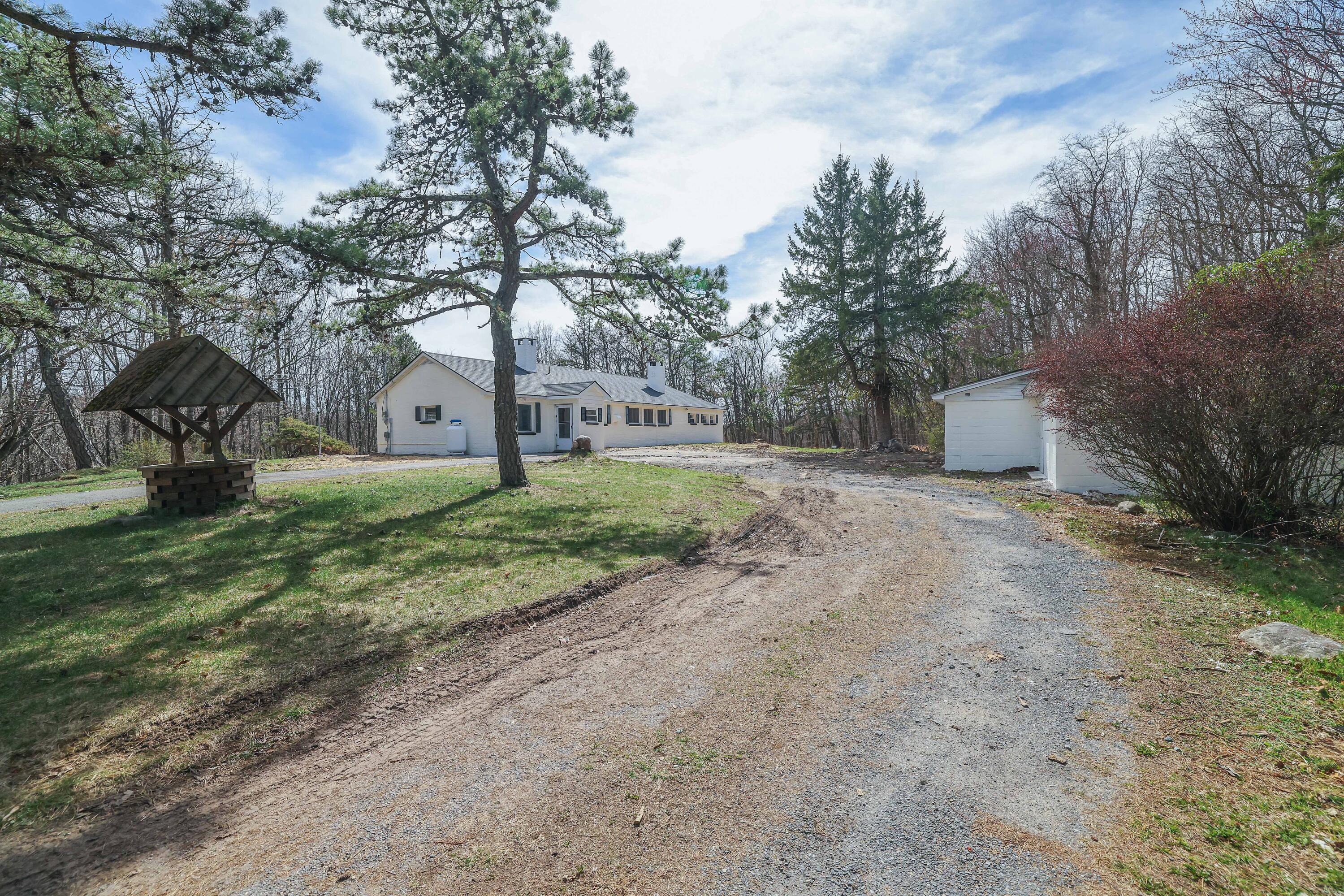 171 Knob Road Mount Pocono, PA 18344 - Photo 53 of 66 RBR50200