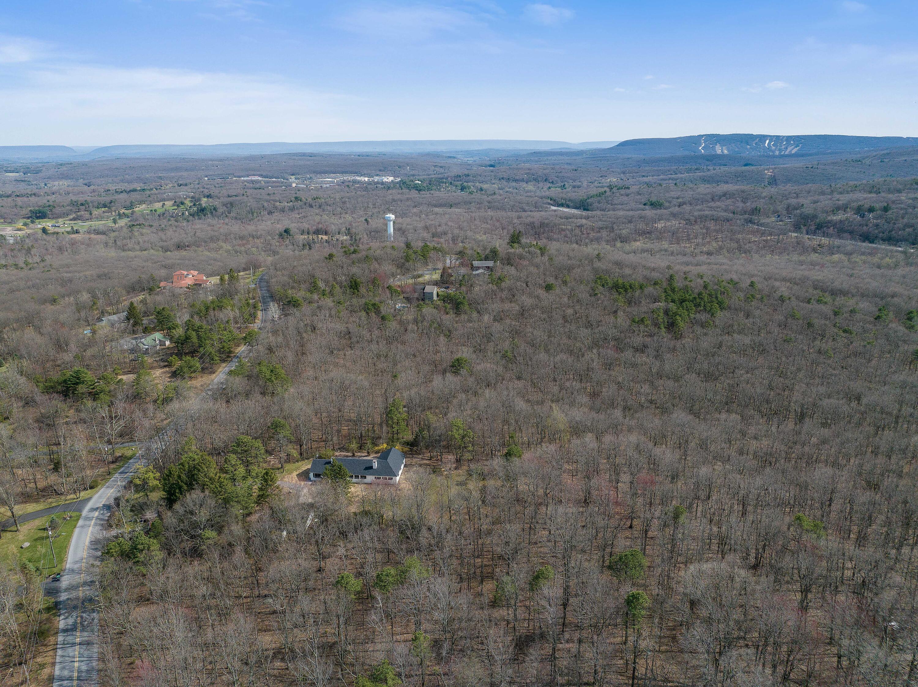 171 Knob Road Mount Pocono, PA 18344 - Photo 55 of 66 DJI_20250422155541_0461_D