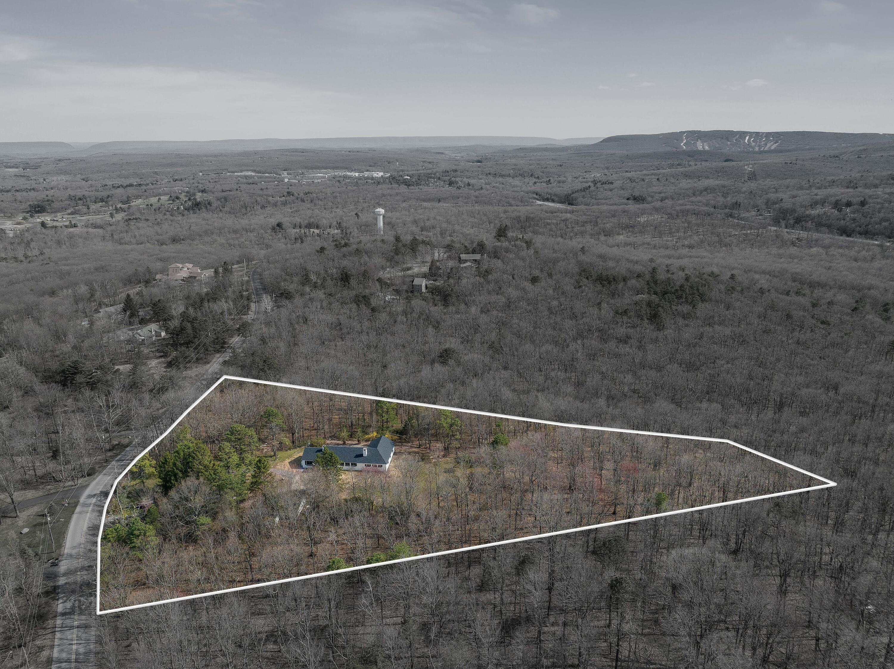 171 Knob Road Mount Pocono, PA 18344 - Photo 56 of 66 DJI_20250422155541_0461_D-Edit