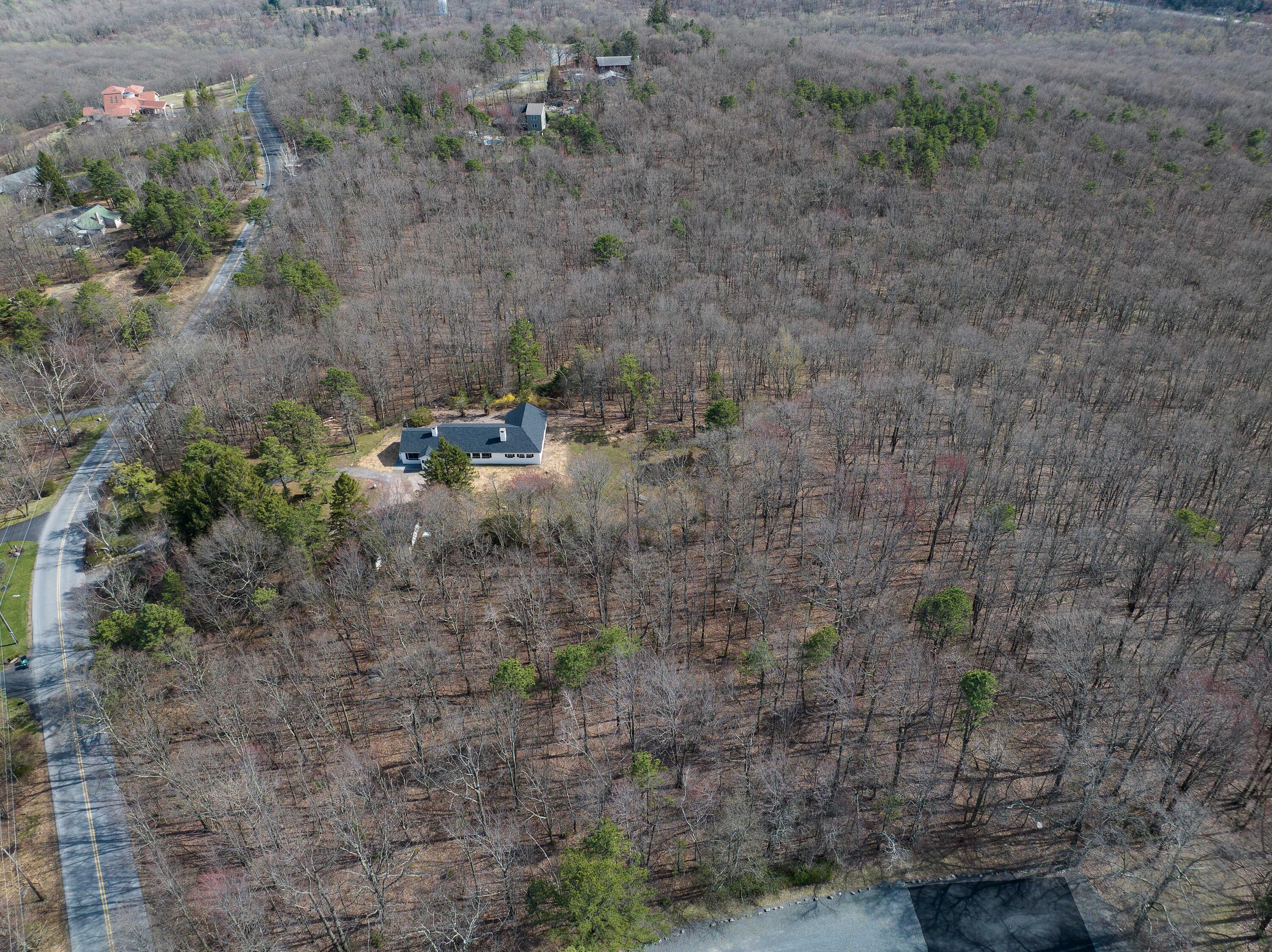 171 Knob Road Mount Pocono, PA 18344 - Photo 57 of 66 DJI_20250422155547_0464_D