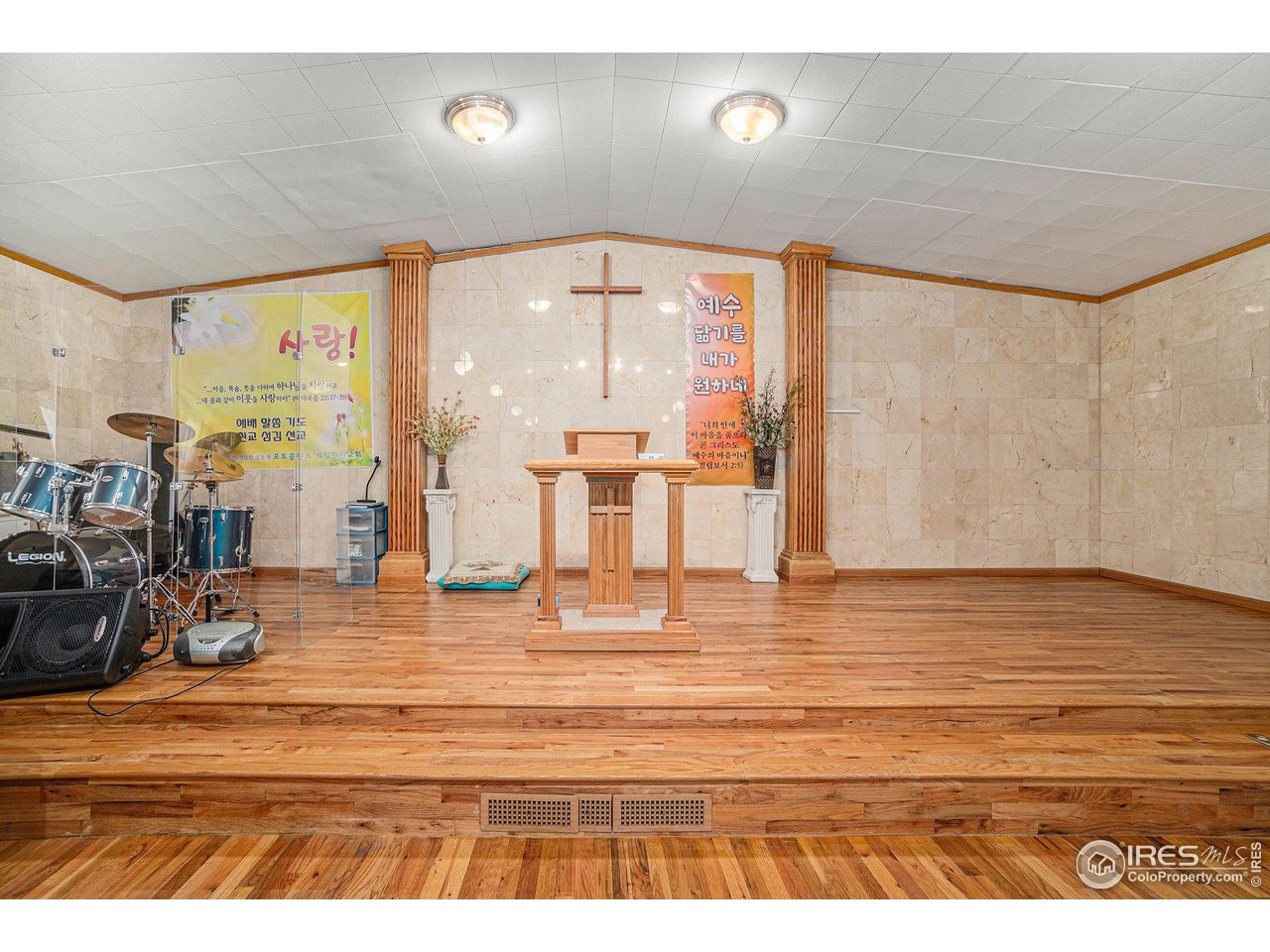 601 South Whitcomb Street Fort Collins, CO 80521 - Photo 9 of 34 a view of a room with gym equipment