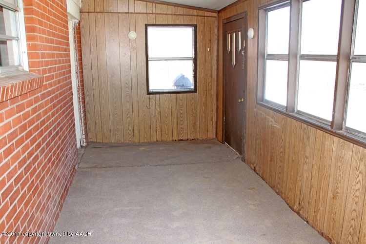 207 Rancho Trail Amarillo, TX 79108 - Photo 26 of 29 Sunroom