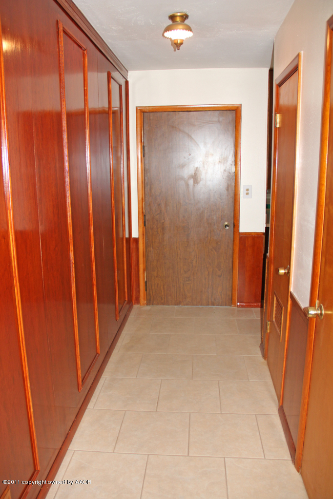 207 Rancho Trail Amarillo, TX 79108 - Photo 4 of 29 Entry