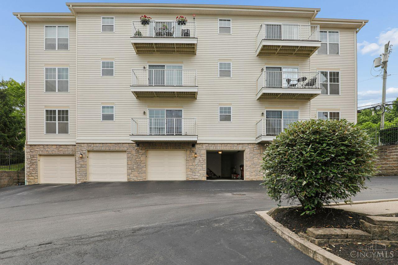 3390 Wasson Road, Unit B Cincinnati, OH 45209 - Photo 40 of 42