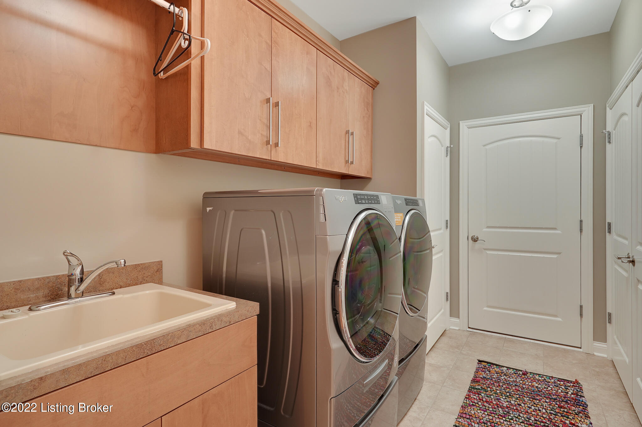 10605 Riva Road Louisville, KY 40223 - Photo 16 of 38 16 DSC00540